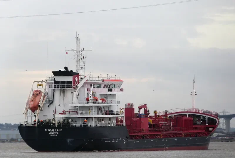 GLOBAL LAKE Tanker IMO 9427469 photo 3
