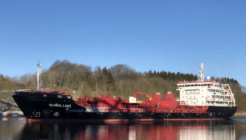 GLOBAL LAKE Tanker IMO 9427469 photo 7