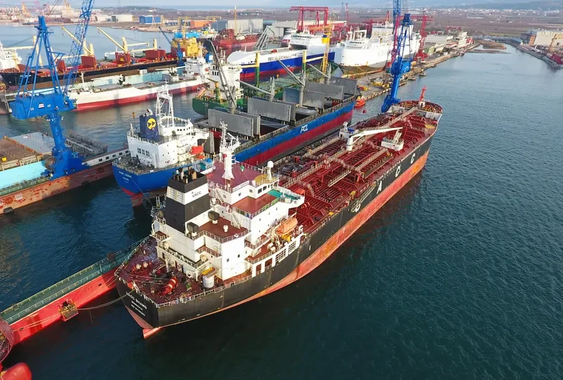 UACC SHAMS Tanker IMO 9428360 photo 3