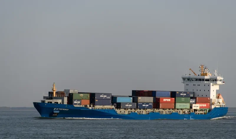 ELBSEA Container Ship IMO 9429273 photo 2