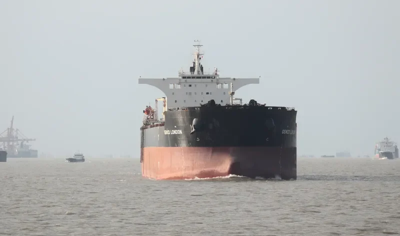 GENCO LONDON Bulk Carrier IMO 9430038 photo 2