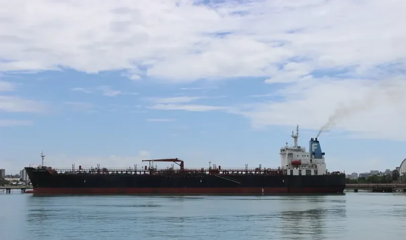FALCON MARYAM Tanker IMO 9430260 photo 3