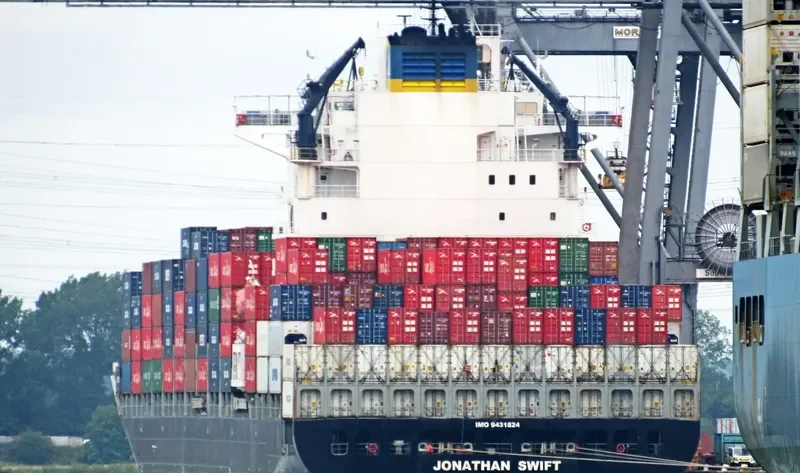 JONATHAN SWIFT Container Ship IMO 9431824