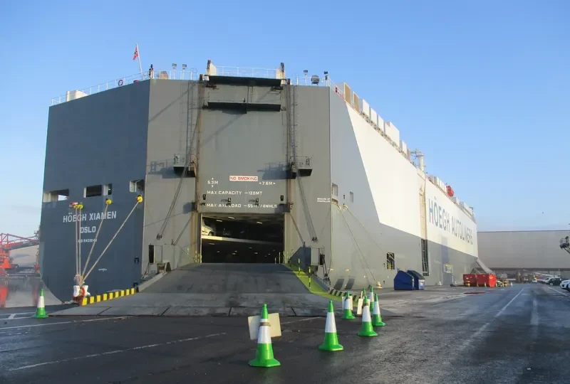 HOEGH XIAMEN General Cargo IMO 9431848 photo 2