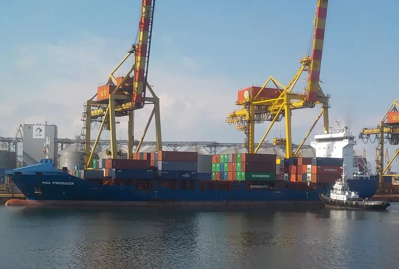 ATLANTIC EAST Container Ship IMO 9433444 photo 9