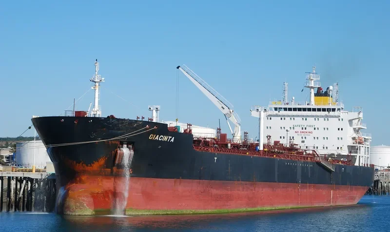 TORM ATLANTIC Tanker IMO 9433509 photo 10