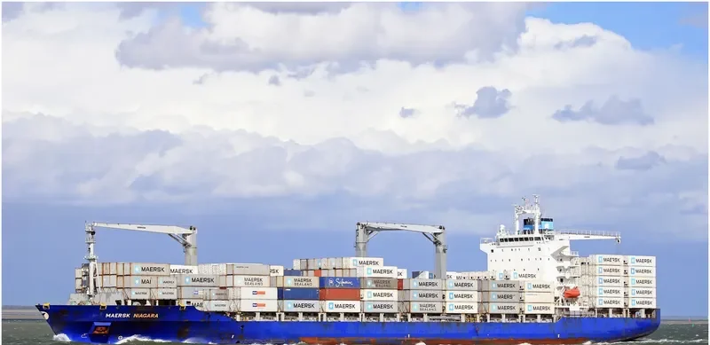 MAERSK NIAGARA Container Ship IMO 9434905 photo 3