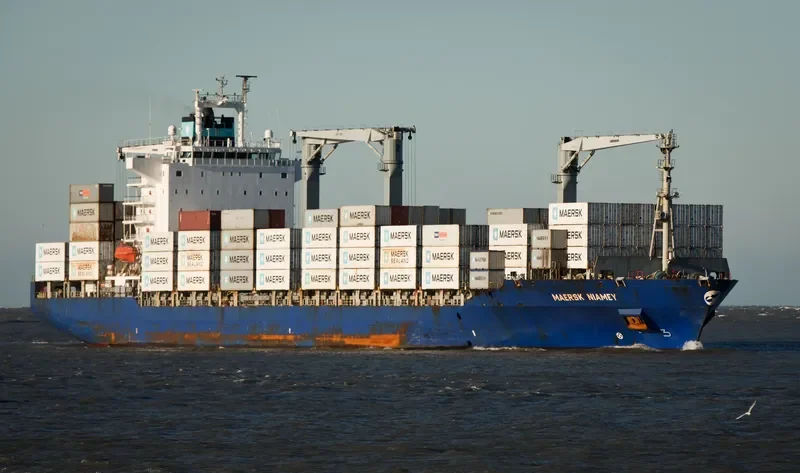 MAERSK NIAMEY Container Ship IMO 9434917 photo 2