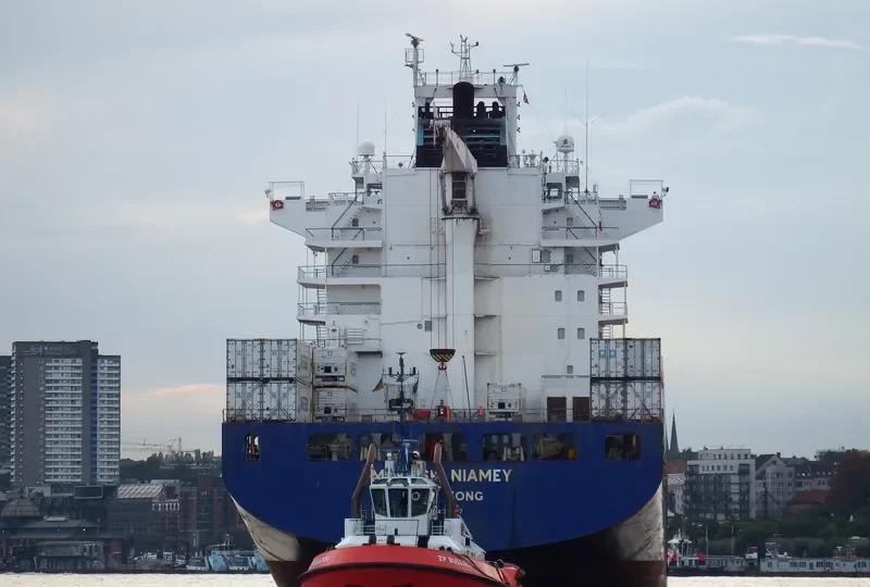 MAERSK NIAMEY Container Ship IMO 9434917 photo 8
