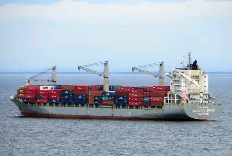 SEASPAN CALICANTO Container Ship IMO 9435038 photo 3