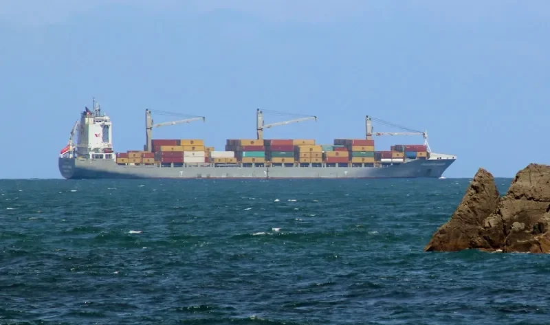 SEASPAN CALICANTO Container Ship IMO 9435038 photo 10