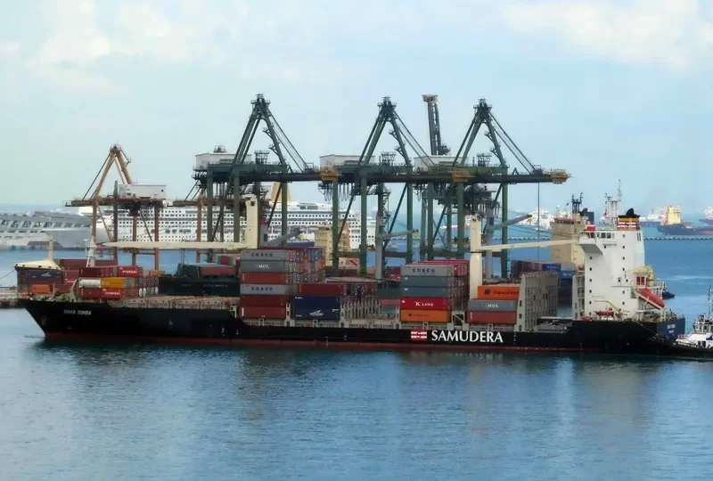 HANSA HARBURG Container Ship IMO 9435222 photo 4