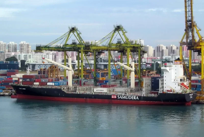 HANSA HARBURG Container Ship IMO 9435222 photo 10