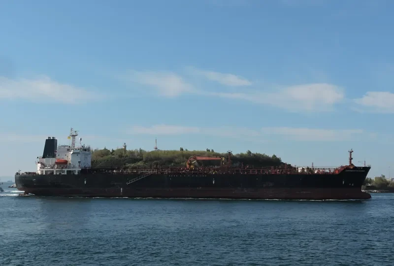 OVERSEAS MYKONOS Tanker IMO 9435894 photo 5