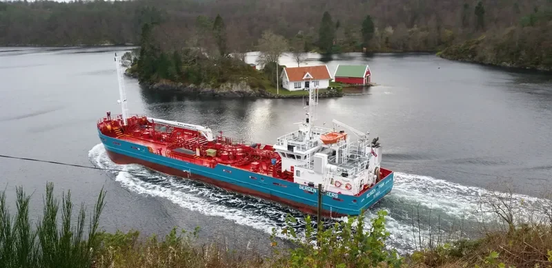 BERGEN TANK General Cargo IMO 9436161 photo 9
