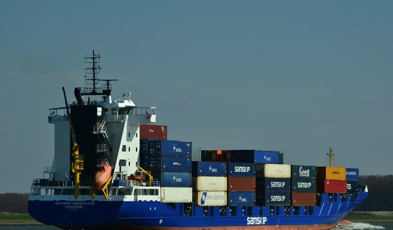 SAMSKIP ENDEAVOUR Container Ship IMO 9436290 photo 9