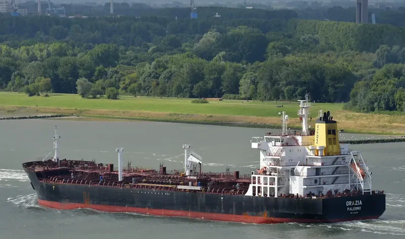 CUMBIA 1 Tanker IMO 9436343 photo 6