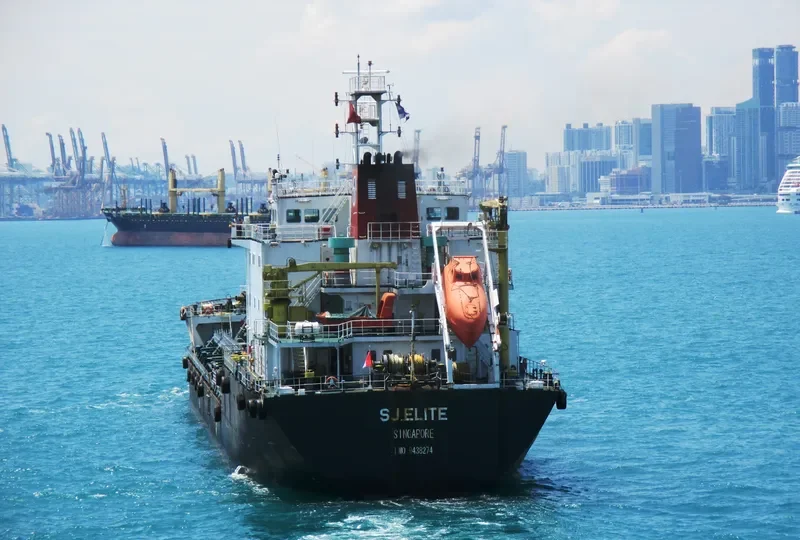 MARINE KITE Tanker IMO 9438274 photo 5