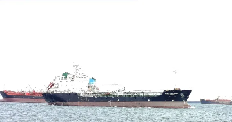 VANDA ADVENTURE Tanker IMO 9438298 photo 7