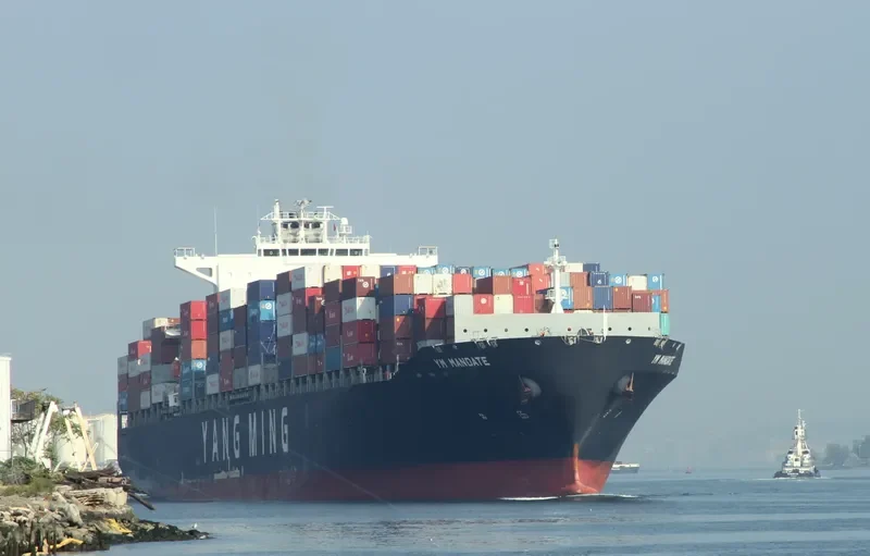 YM MANDATE Container Ship IMO 9438523 photo 5