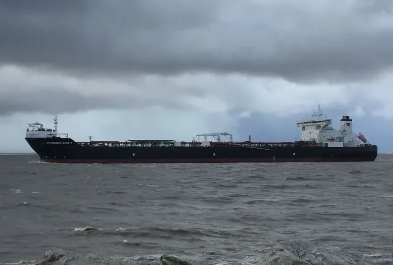 AMUNDSEN SPIRIT Tanker IMO 9438858 photo 2