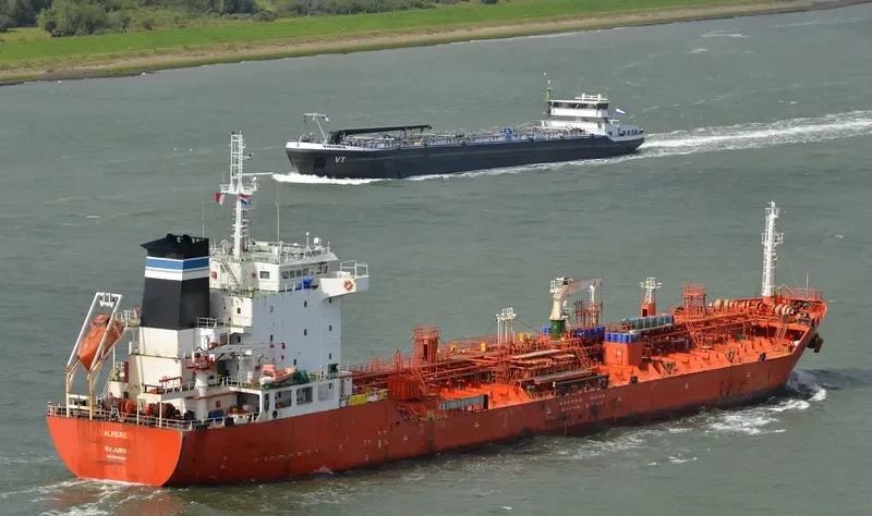 ALMERE Tanker IMO 9439369 photo 2