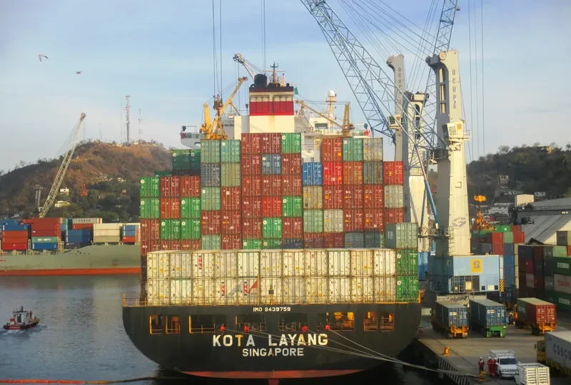 KOTA LAYANG Container Ship IMO 9439759 photo 2