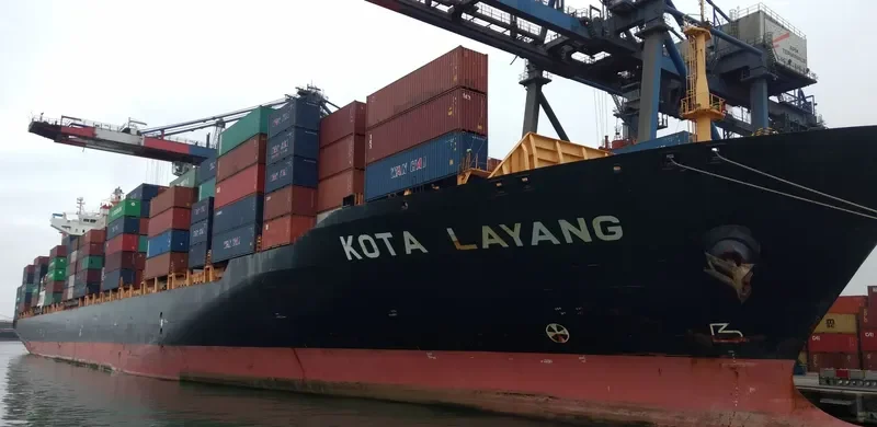KOTA LAYANG Container Ship IMO 9439759 photo 3
