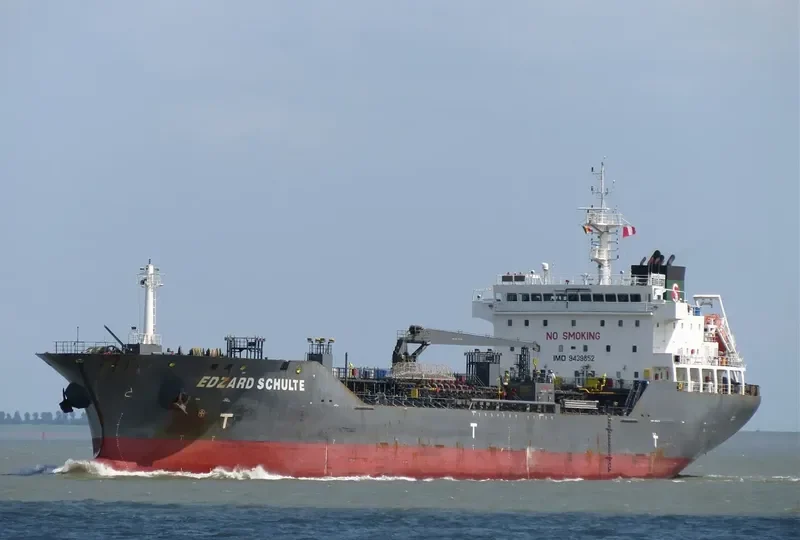 EDZARD SCHULTE Tanker IMO 9439852 photo 10
