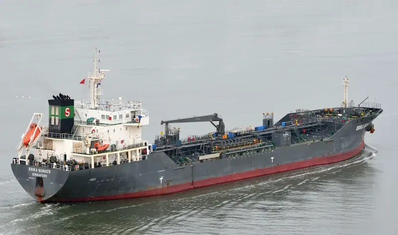 ERIKA SCHULTE Tanker IMO 9439864 photo 9