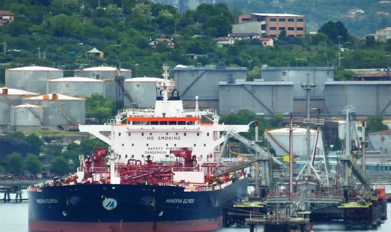 MINERVA ELPIDA Tanker IMO 9440526 photo 4