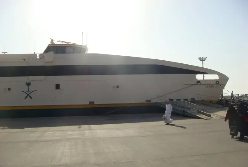 JAZAN Ro-Ro IMO 9441829 photo 2