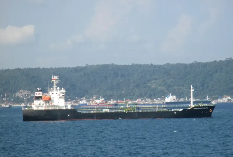 JANESIA ASPHALT V Tanker IMO 9442160 photo 4