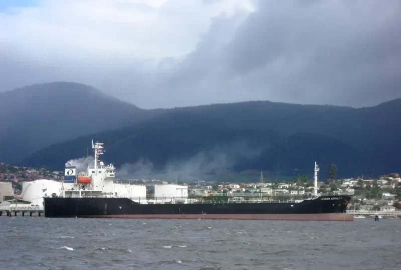 JANESIA ASPHALT V Tanker IMO 9442160 photo 8