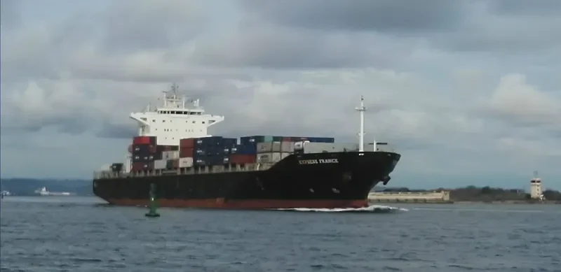 EXPRESS FRANCE Container Ship IMO 9443035 photo 2