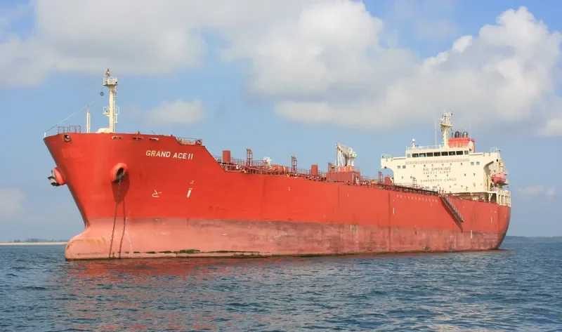 GRAND ACE11 Tanker IMO 9443853 photo 3