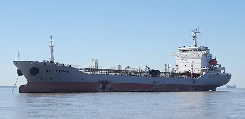 ESTEFANIA H Tanker IMO 9444833 photo 4