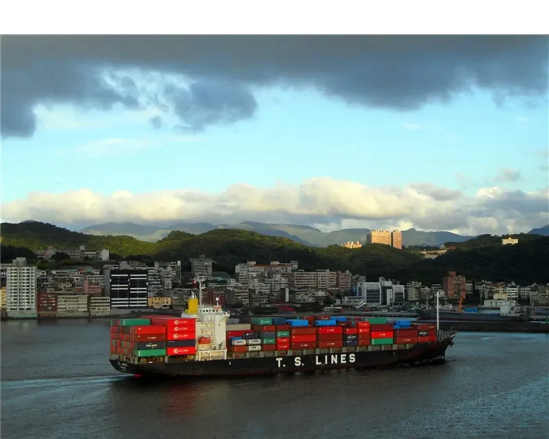 INTERASIA ADVANCE Container Ship IMO 9444948 photo 7