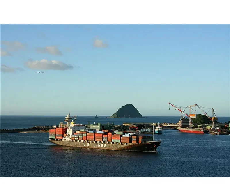 INTERASIA ADVANCE Container Ship IMO 9444948 photo 8