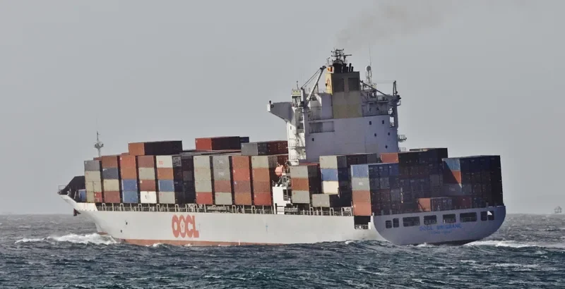 OOCL BRISBANE Container Ship IMO 9445502 photo 7