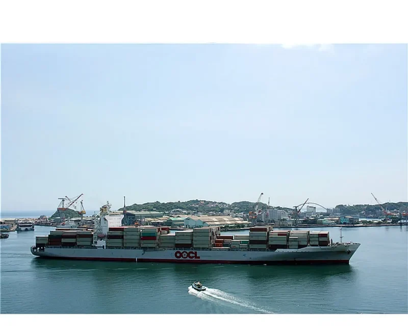 OOCL DALIAN Container Ship IMO 9445526 photo 10