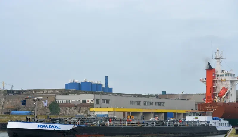 ARIANE Tanker IMO 9445813 photo 9