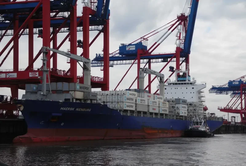MAERSK NIENBURG Container Ship IMO 9446104 photo 7