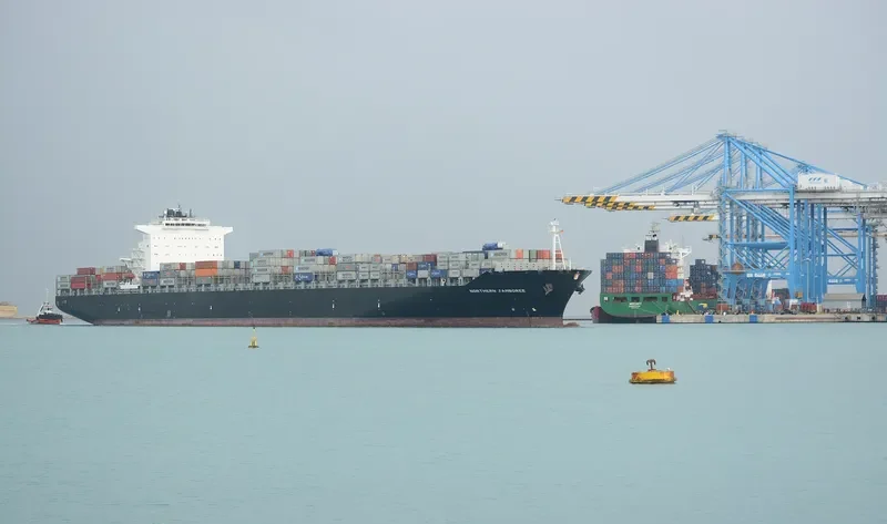 NORTHERN JAMBOREE Container Ship IMO 9450363 photo 3