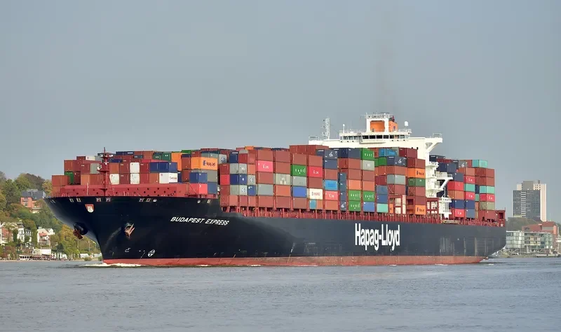 BUDAPEST EXPRESS Container Ship IMO 9450430 photo 2