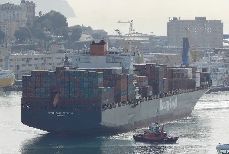 FRANKFURT EXPRESS Container Ship IMO 9450442 photo 6