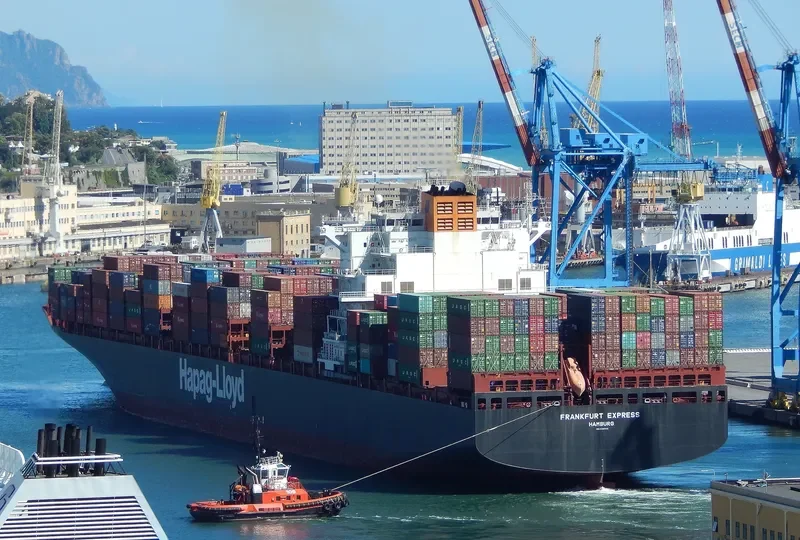 FRANKFURT EXPRESS Container Ship IMO 9450442 photo 9