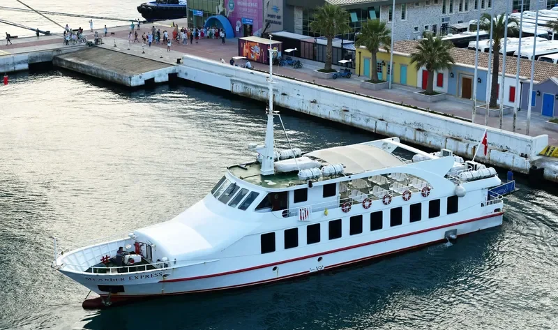MEANDER EXPRESS Passenger Ship IMO 9452426