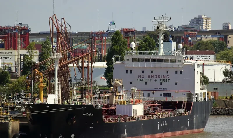 JULIO A Tanker IMO 9452816 photo 4
