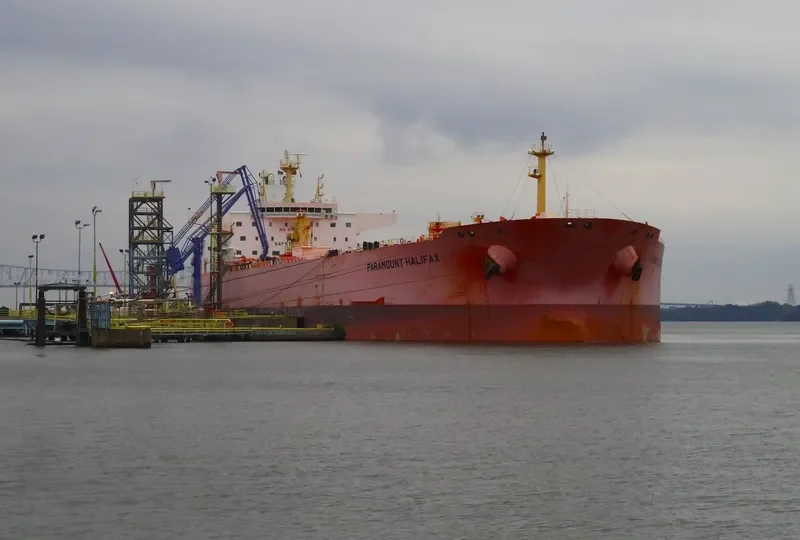 EAGLE HALIFAX Tanker IMO 9453987 photo 2